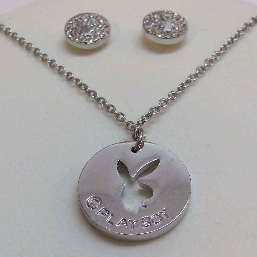Playboy Jewelry Set Bunny Necklace Stud Earrings in Gift Box Swarovski Crystals - Picture 7 of 15